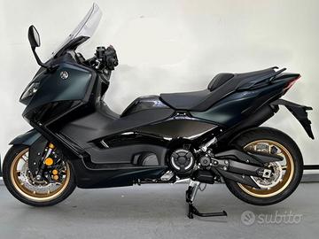 YAMAHA T-Max 560 T-max 560 MY 23 *Pari al nuovo-