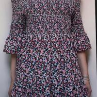 Vestito corto con stampa a fiori