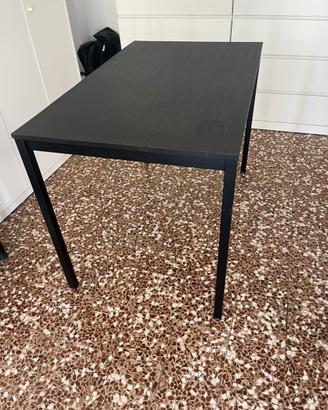 Tavolo IKEA Tarendo