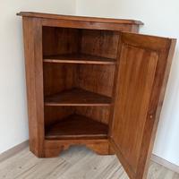 Mobile bar ad angolo