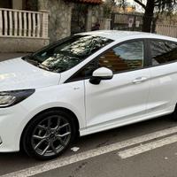 Ford Fiesta St-Line Hybrid