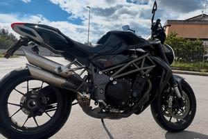 MV Agusta Brutale 990 R – Full Carbon