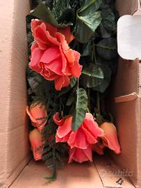 vari set di fiori finti mai usati