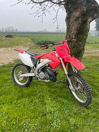 Honda CR250R 250 due tempi del 1998