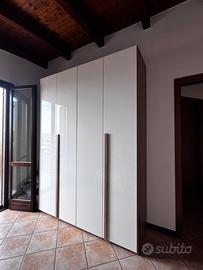 Armadio 4 ante