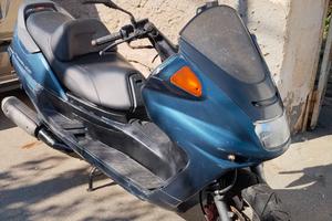 Yamaha Majesty 250 cc