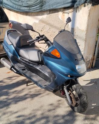 Yamaha Majesty 250 cc