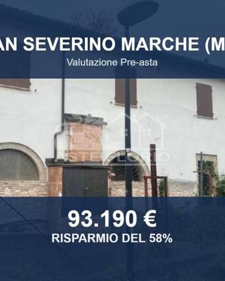 Immobile in asta di 214 m² con più di 5 locali a S