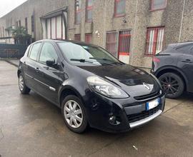 RENAULT Clio 1.2 16V 5 porte GPL Dynamique SCADE