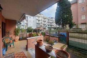 VILLA A SCHIERA A MARANO DI NAPOLI