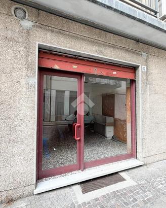 NEGOZIO A CODOGNO