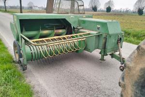 Imballatrice John Deere 332