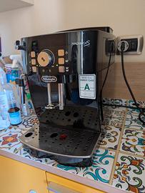 MagnificaS DeLonghi.