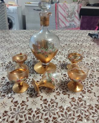 bottiglia porta liquore con bicchierini