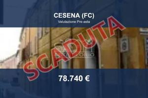 Immobile in asta di 121 m² con più di 5 locali a C