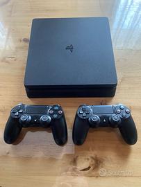 Play station 4 slim 1 Tb