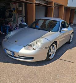 Porsche carrera 4 996