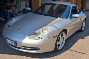 Porsche carrera 4 996
