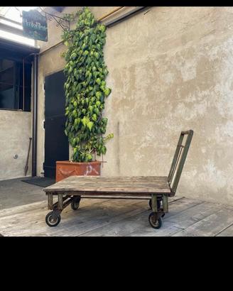 CARRELLO INDUSTRIALE VINTAGE 