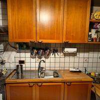 Cucina angolare in ciliegio