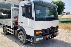 Camion Mercedes Atego