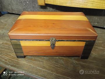 cofanetto in legno 