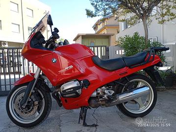 BMW R1100RS