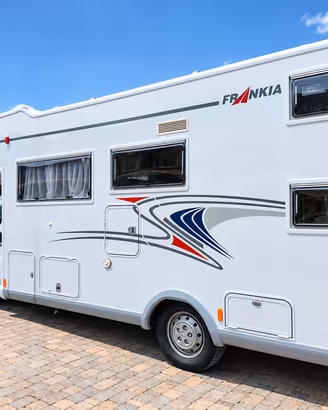 FRANKIA 2002 – 125.000 KM – SUPERACCESSORIATO