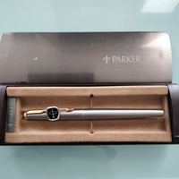 Penna Parker nuova
