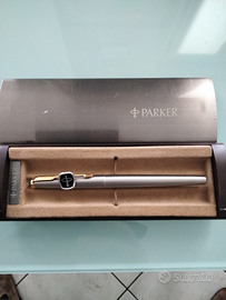 Penna Parker nuova