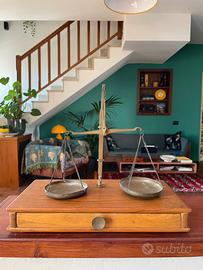 Bilancino antico portatile indiano