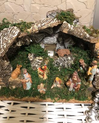 Capannina per presepe più cima piu catena