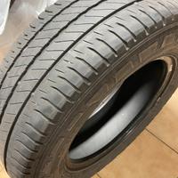 Gomme Michelin Agilis 3 215/65/16 c