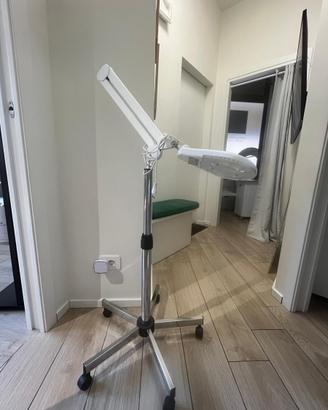 Lampada professionale | Technology SRL | come nuov