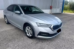 SKODA Octavia 1.0 e-TEC DSG Executive