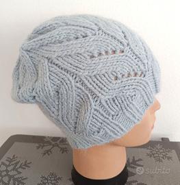 Berretto in misto lana/alpaca celeste