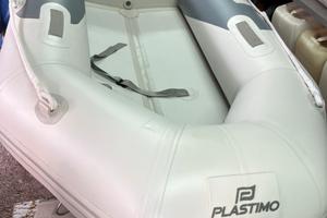 Tender plastimo 220