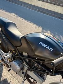Ducati Monster Dark 620 ie anno 2005