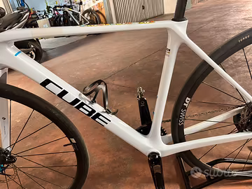 Bici ciclocross cube