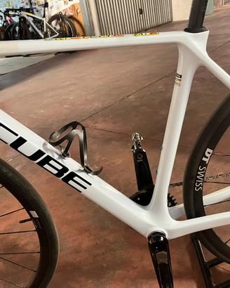Bici ciclocross cube