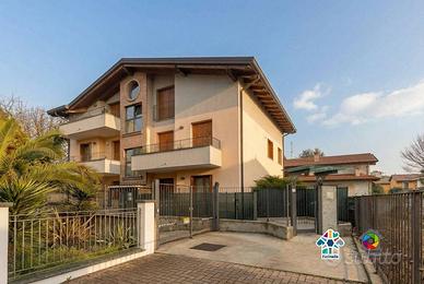 Appartamento di 91 m² con 3 locali e box auto a Bi
