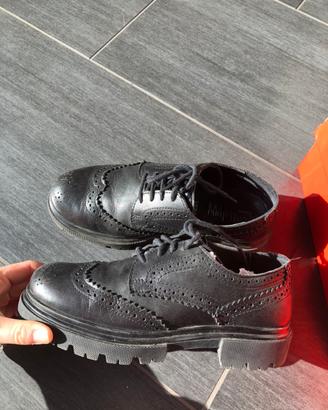 Scarpe stringate stile brogue con platform