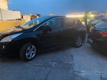 Pegeout 3008 hdi 1.6