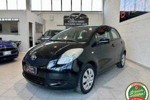 TOYOTA Yaris 1.0 5p. Sol *NEOPATENTATI*UNICO PRO