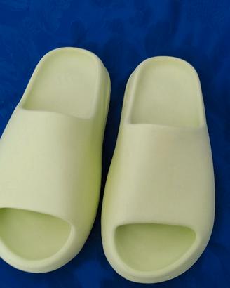 Ciabatte Adidas Yeezy Slide Resin