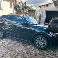 Alfa stelvio 2.2d q4 blakedition taglandi_permutee