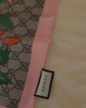 foulard gucci