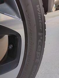 Pneumatici invernali 215/55R18