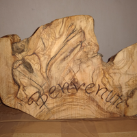 Benvenuti pirografia su legno di ulivo