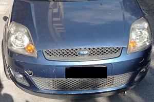 Ford Fiesta 2006 neopatentati 41.000km